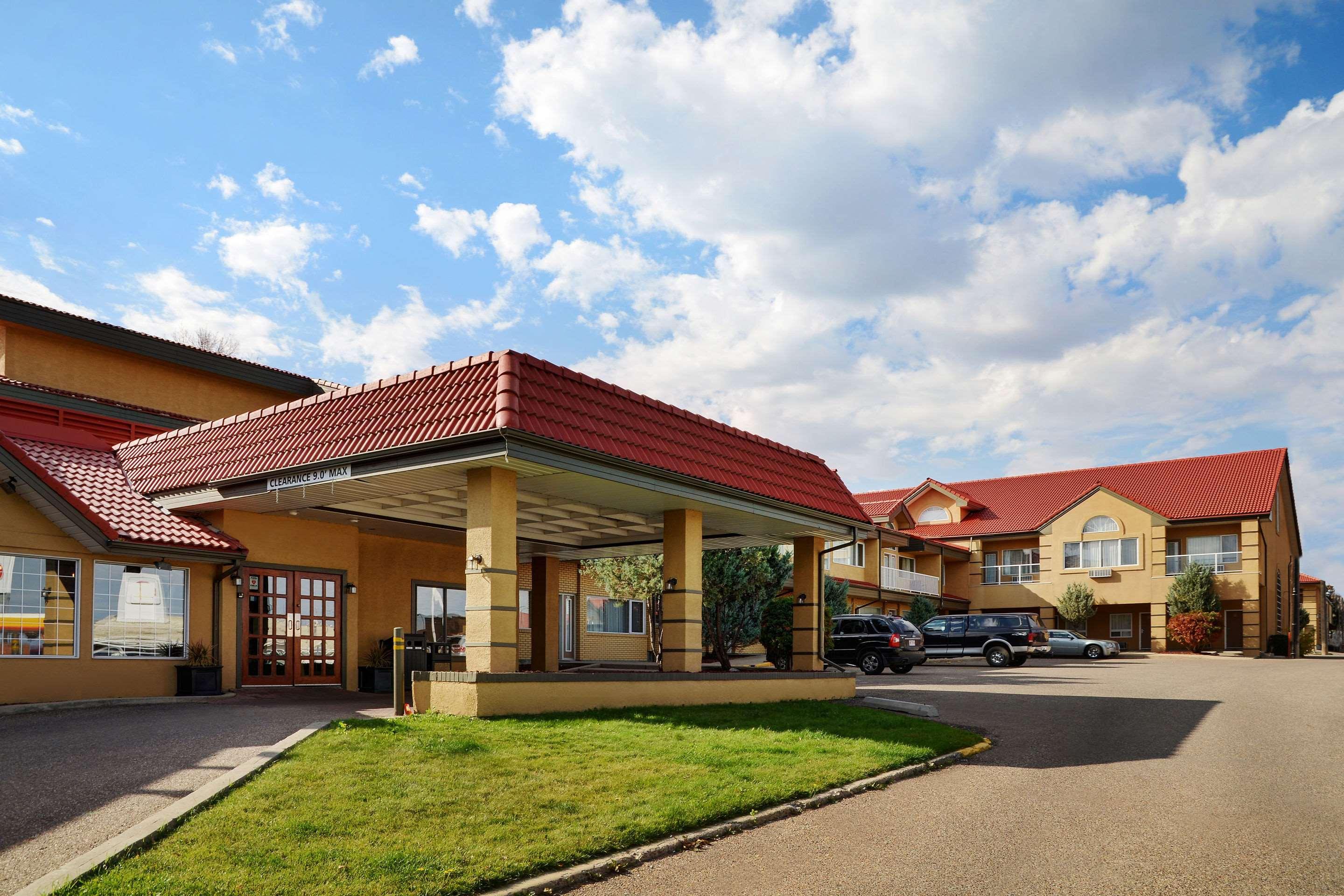 Flamingo Hotel Medicine Hat Buitenkant foto